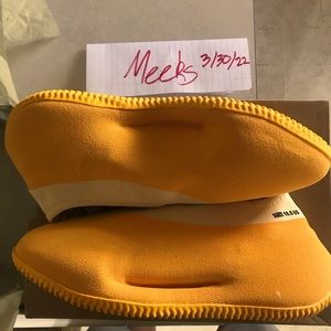 Adidas Yeezy Knit Runner Sulfur